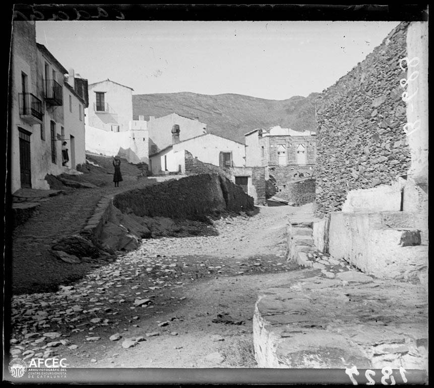 Cadaqués en blanc i negre Memòria d’un poble vora el mar