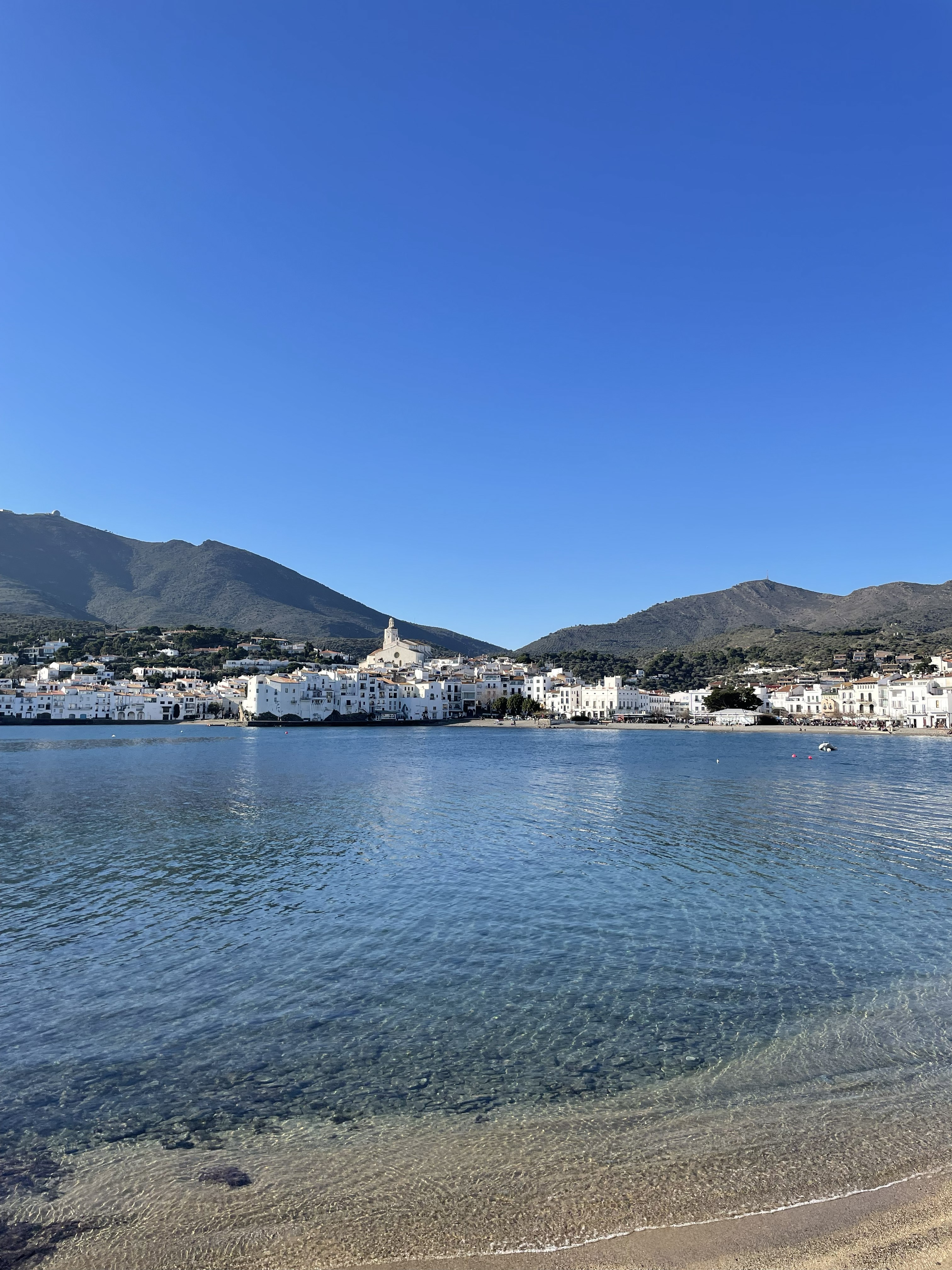 L’aigua de mar de l’Empordà: un bany de benestar i bellesa natural