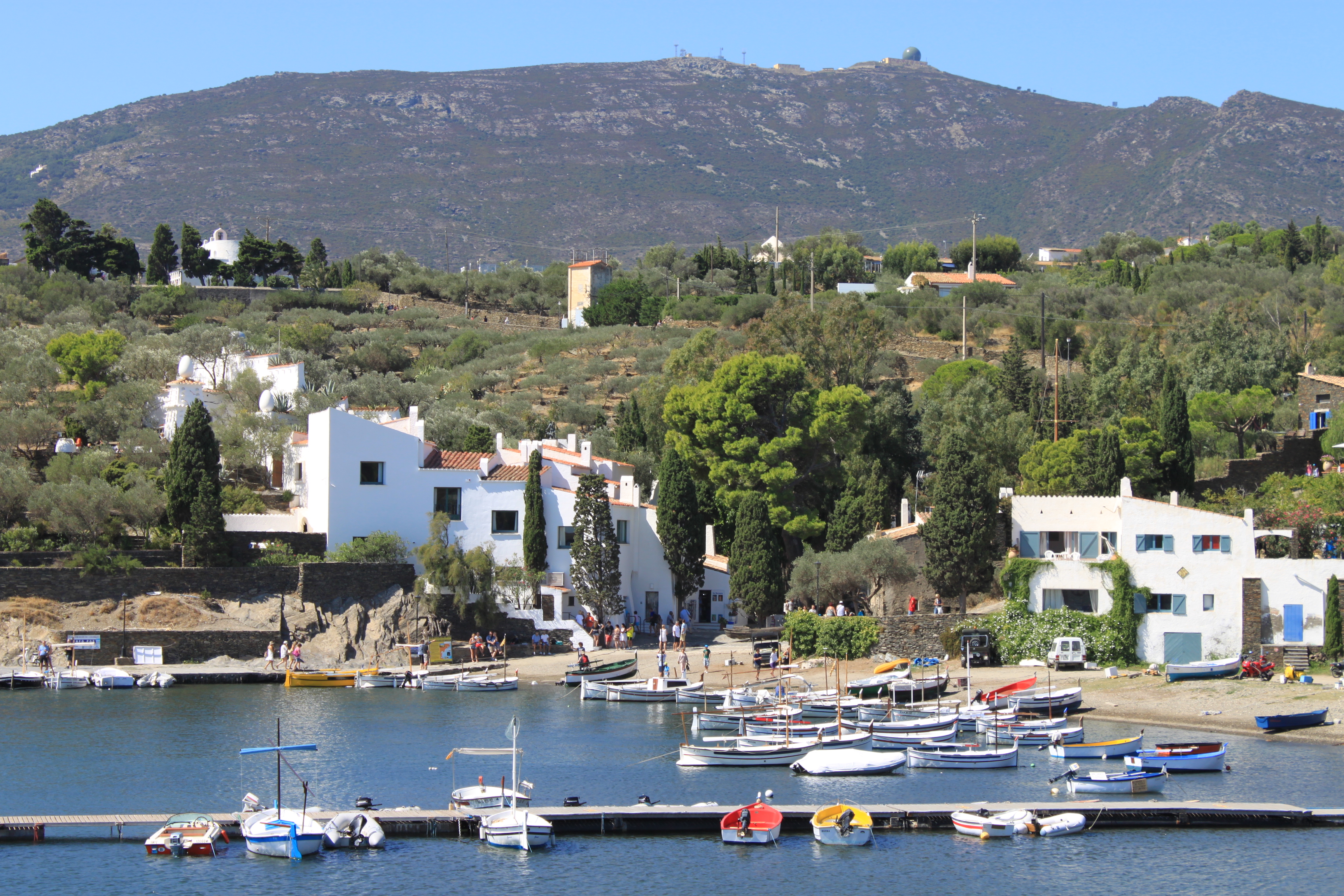 Salvador Dalí i Cadaqués: un paisatge convertit en art